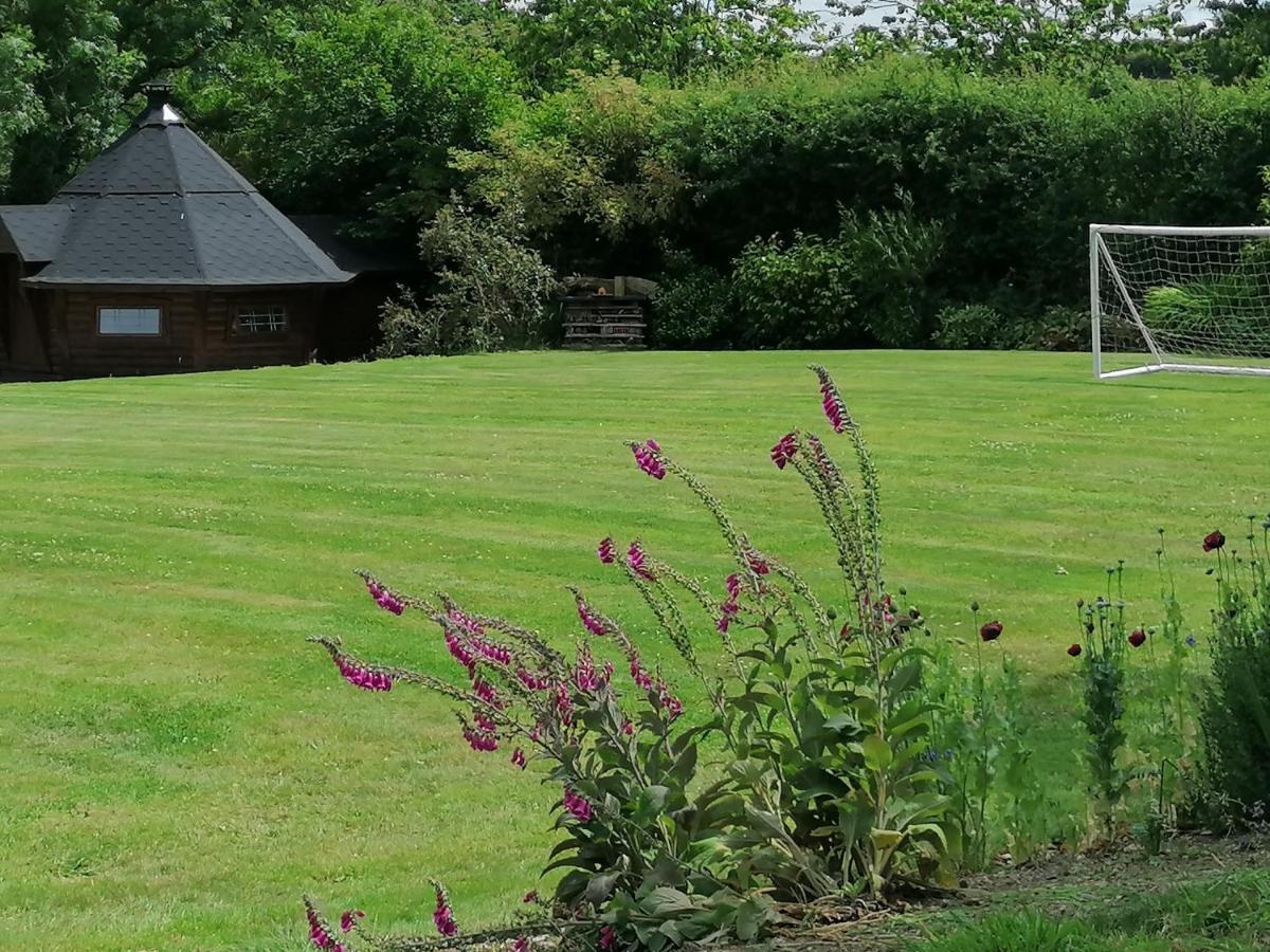 Bed and Breakfast Lovaton Farmhouse Okehampton Exterior foto